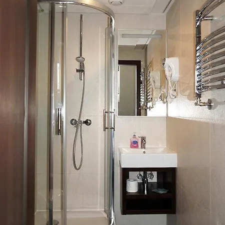 55 Piotrkowska 3* Łódź